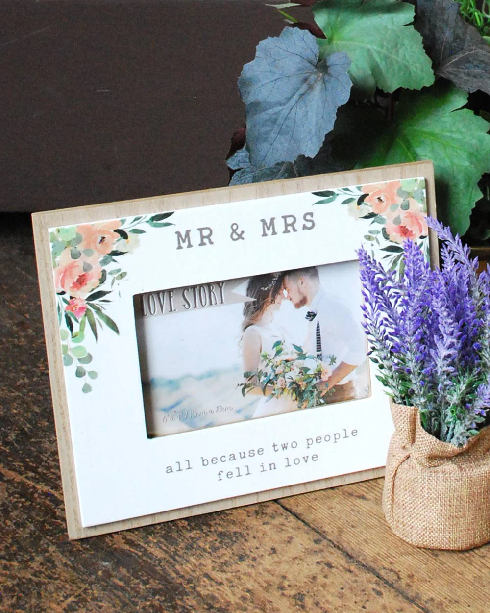 Mr & Mrs Wedding Gift Photo Frame 6" X 4" - Image 3