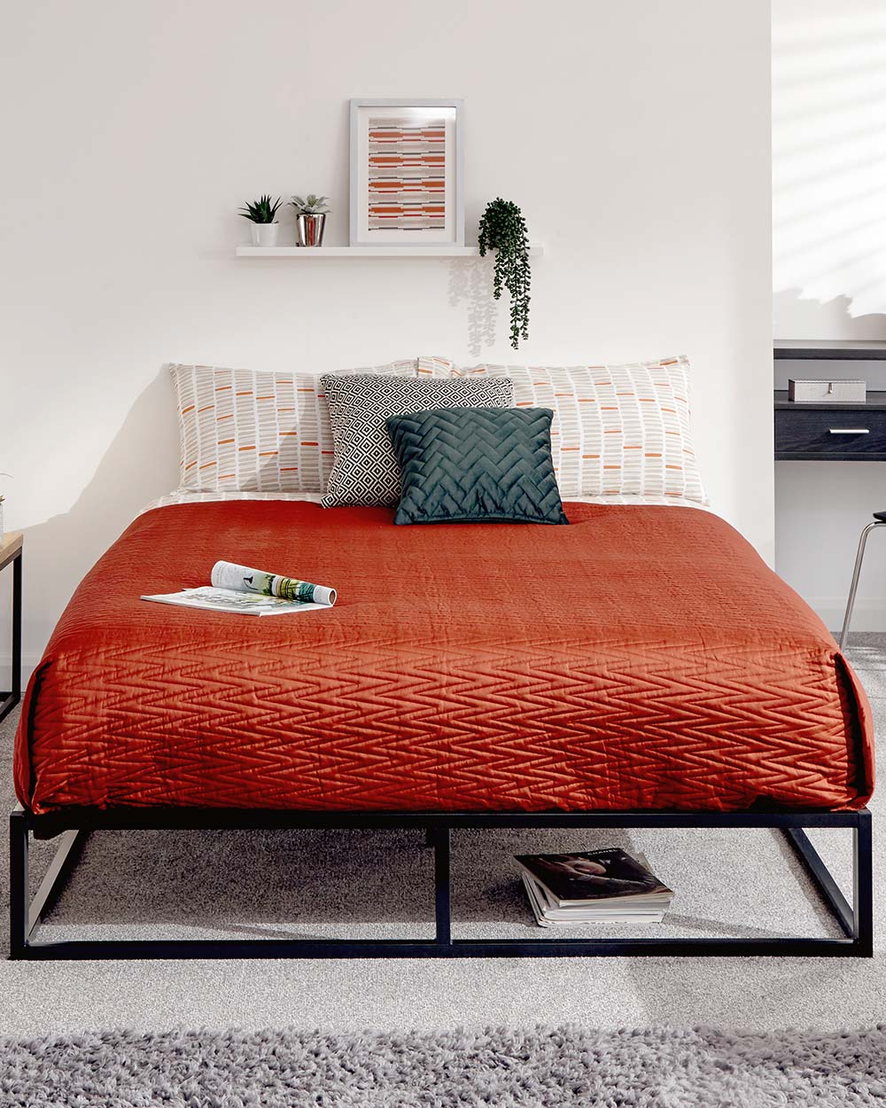 Platform Double Bed 135cm Black - Image 2