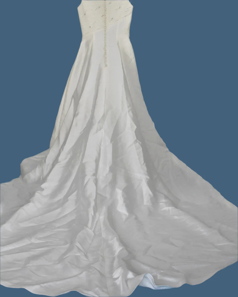 Pronovias Ivory A Line Wedding Dress with Veil Size 12 - Image 9